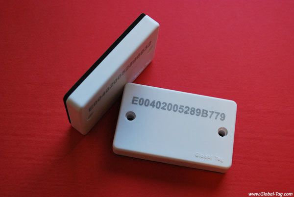 Tag RFID on-metal