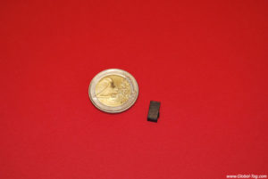 small RFID tag for metal