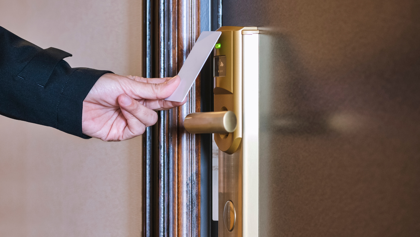 Custom printed TYVEK wristbands for event access control