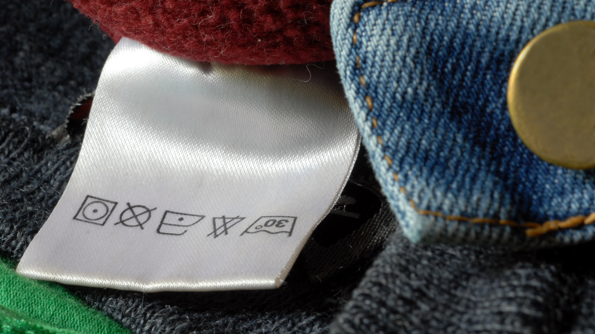 woven tag article 2